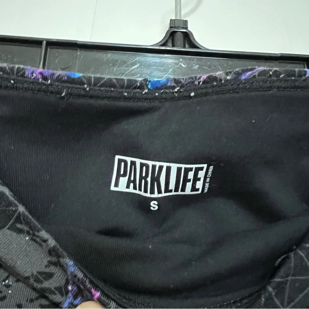 Aritzia Black and Blue Floral Leggings - Picture 5 of 7